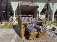 Strandkorb grau/weiß gestreift, 2er Sitz